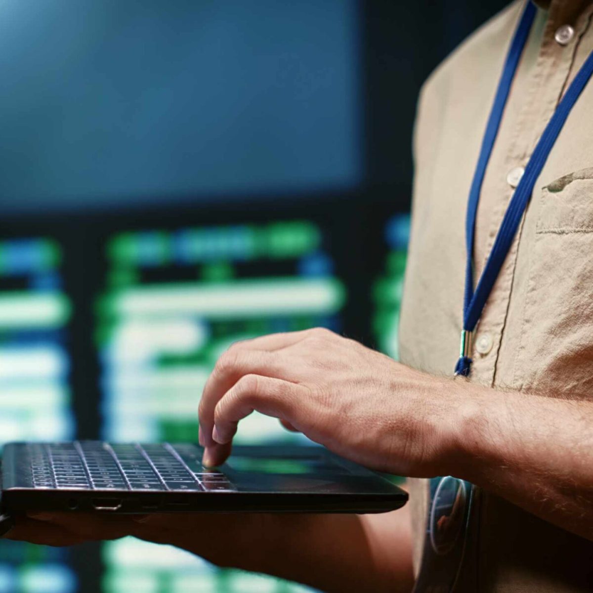 Técnicos de soporte informático para empresas en Sevilla especializados en ofrecer un servicio integral con soluciones adaptadas a tus necesidades.